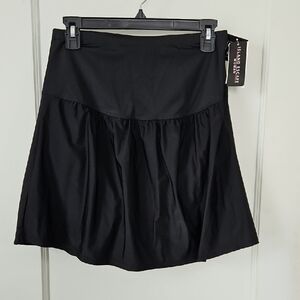 NWT Island Escape Black Swim Skirt from MACYS - Fits Like a 14